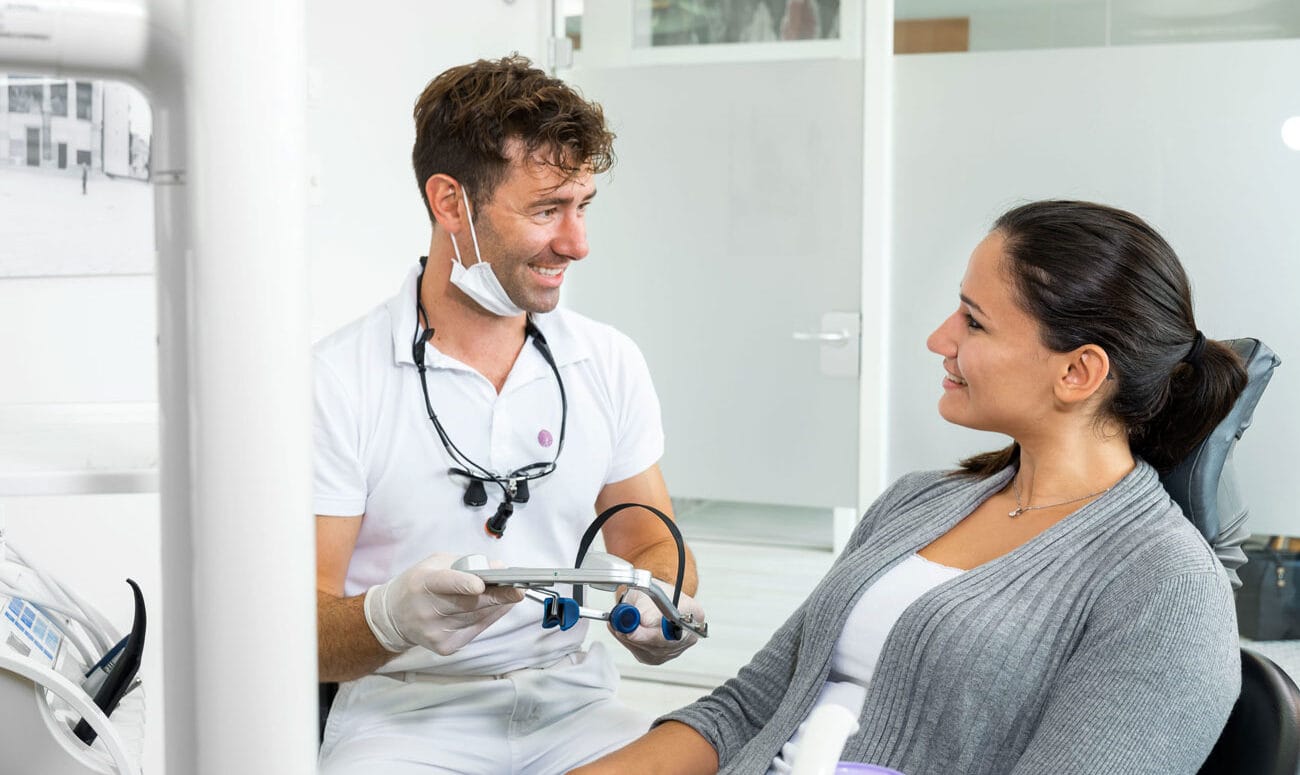 Implantatgetragene Versorgung auf Modell